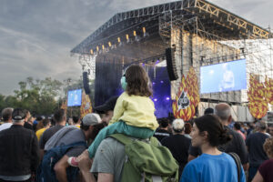 Menores en el Azkena Rock Festival